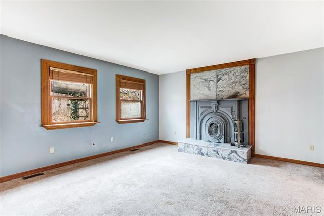 1 River Bend Drive, Fenton, MO 63026