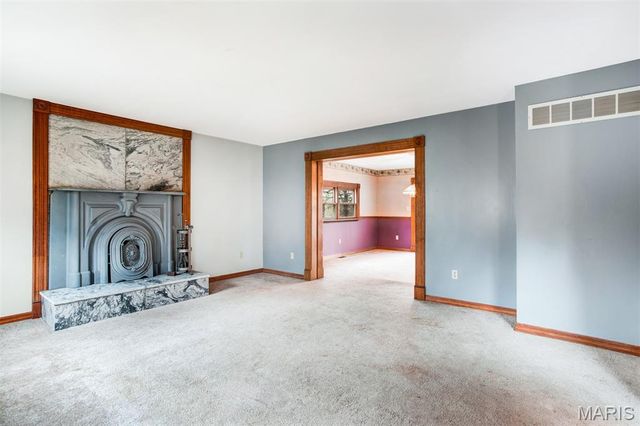 1 River Bend Drive, Fenton, MO 63026