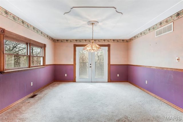 1 River Bend Drive, Fenton, MO 63026