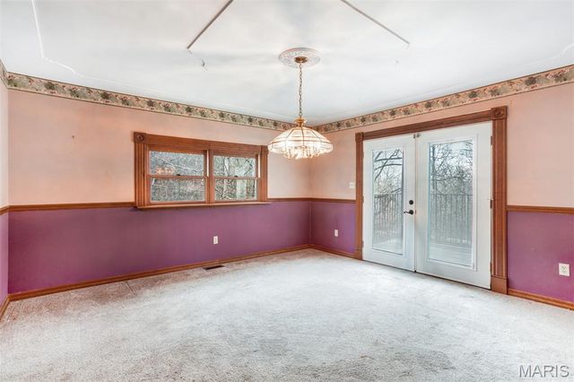 1 River Bend Drive, Fenton, MO 63026