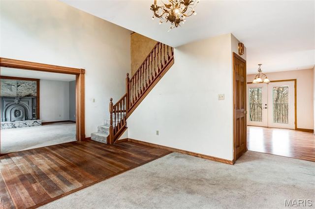 1 River Bend Drive, Fenton, MO 63026