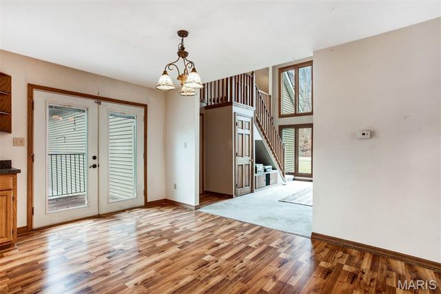 1 River Bend Drive, Fenton, MO 63026