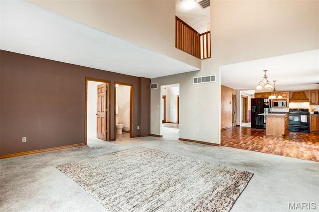 1 River Bend Drive, Fenton, MO 63026