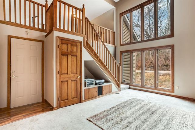 1 River Bend Drive, Fenton, MO 63026