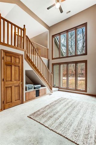 1 River Bend Drive, Fenton, MO 63026