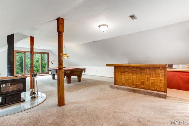 1 River Bend Drive, Fenton, MO 63026