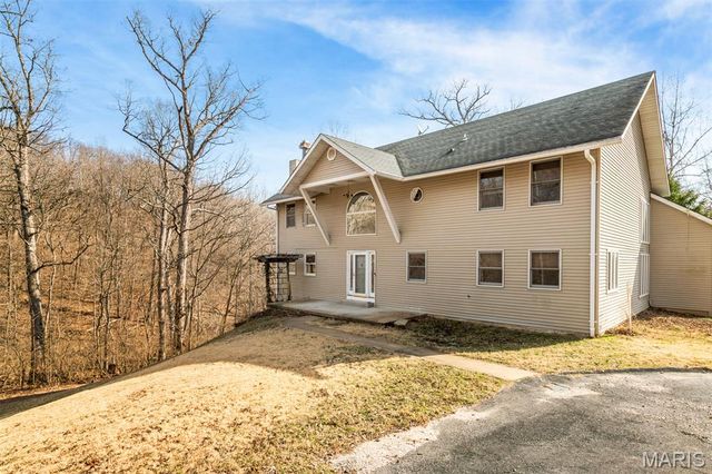 1 River Bend Drive, Fenton, MO 63026
