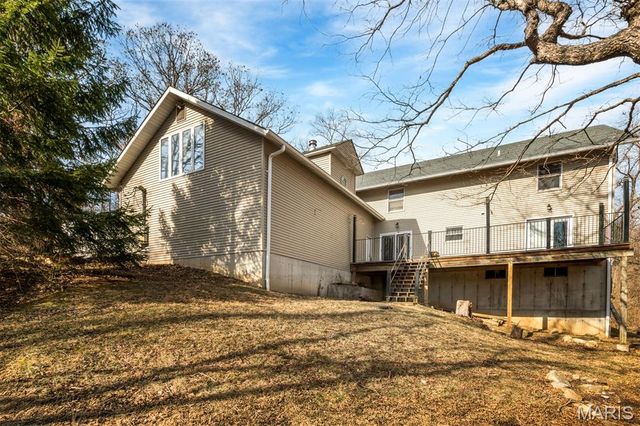 1 River Bend Drive, Fenton, MO 63026