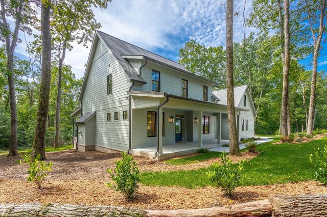 460 Spring Drive, Signal Mountain, TN 37377