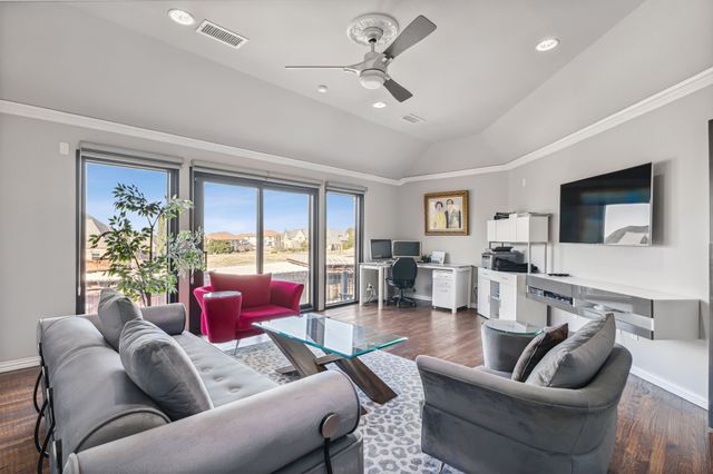 2601 Sir Gawain Lane, Lewisville, TX 75056