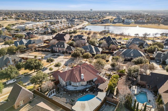 2601 Sir Gawain Lane, Lewisville, TX 75056