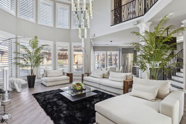 2601 Sir Gawain Lane, Lewisville, TX 75056