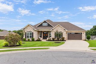 315 Brown Thrasher Lane, Kathleen, GA 31047