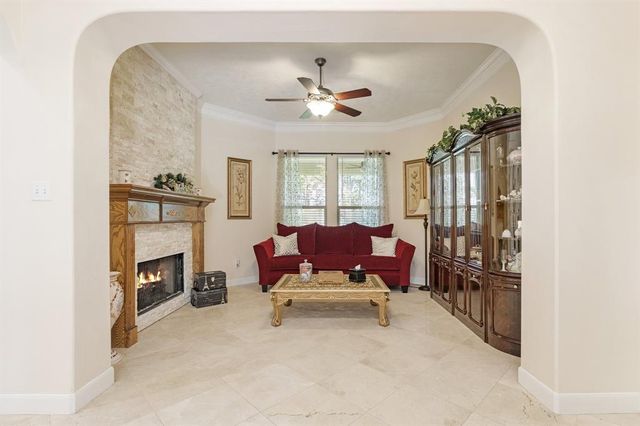 12434 Longmire Way, Conroe, TX 77304