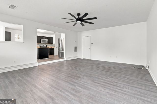 6959 Foxmoor Way, Douglasville, GA 30134