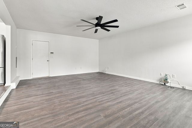 6959 Foxmoor Way, Douglasville, GA 30134