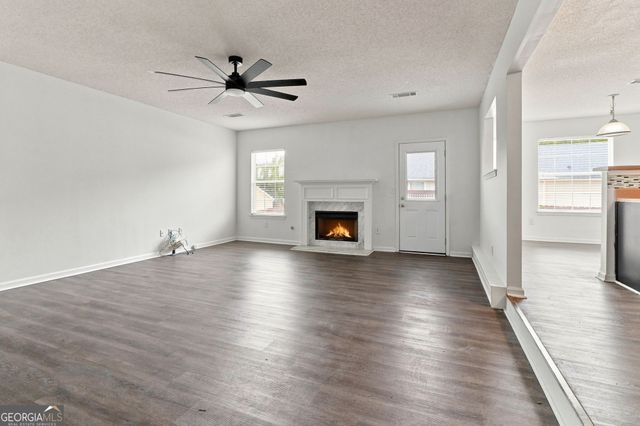 6959 Foxmoor Way, Douglasville, GA 30134