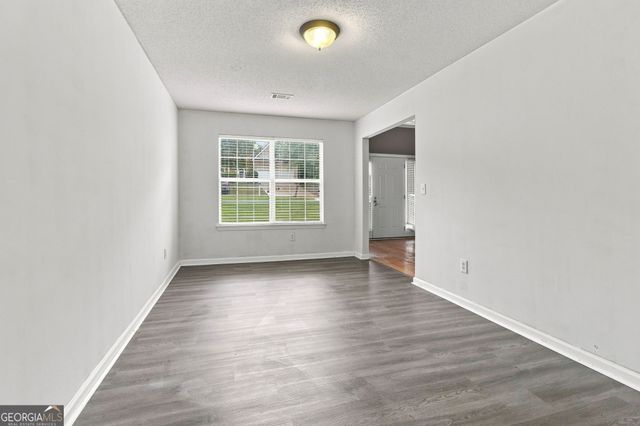 6959 Foxmoor Way, Douglasville, GA 30134