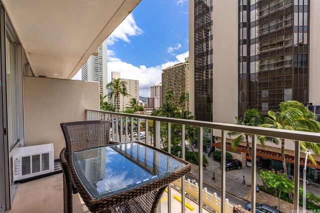 364 Seaside Avenue 509, Honolulu, HI 96815