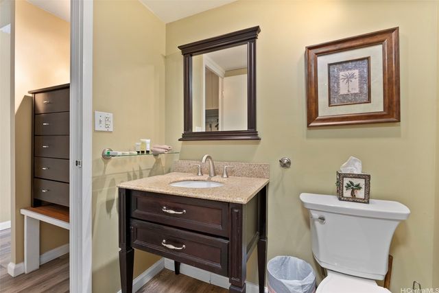 364 Seaside Avenue 509, Honolulu, HI 96815