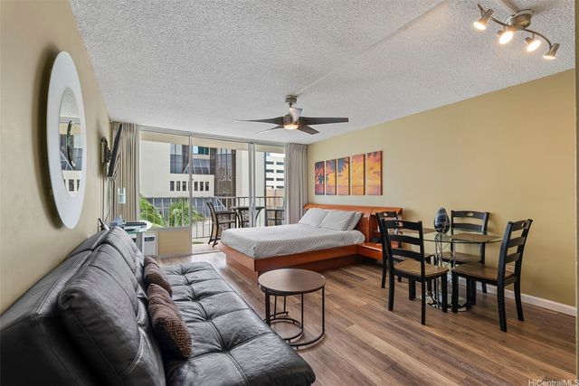 364 Seaside Avenue 509, Honolulu, HI 96815