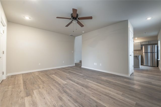 1370 N Porter Road 3, Fayetteville, AR 72703