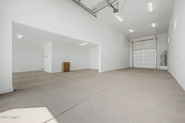 24409 W DUANE Lane, Wittmann, AZ 85361