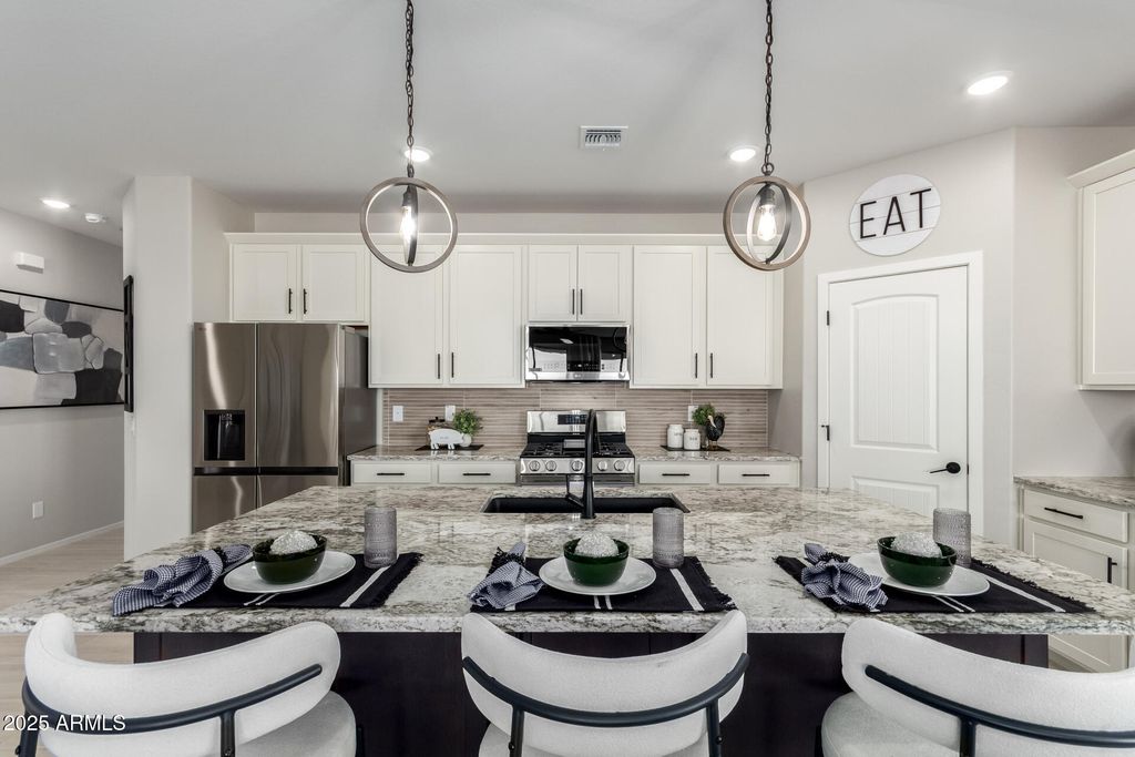 24409 W DUANE Lane, Wittmann, AZ 85361 — photo 4