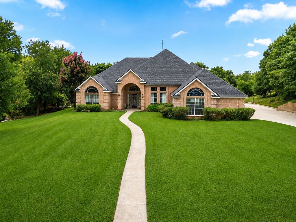 117 Muir Hill Drive, Aledo, TX 76008