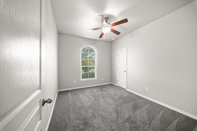 2113 Egret Dr, Corpus Christi, TX 78414