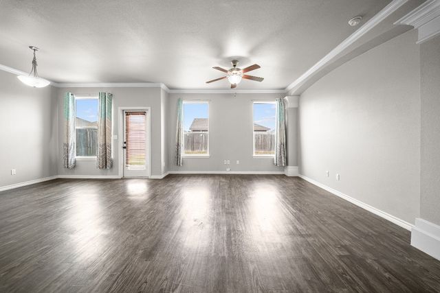 2113 Egret Dr, Corpus Christi, TX 78414