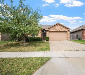 2113 Egret Dr, Corpus Christi, TX 78414