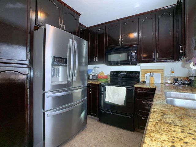 10618 QUEEN JESSICA LANE, Santee, CA 92071