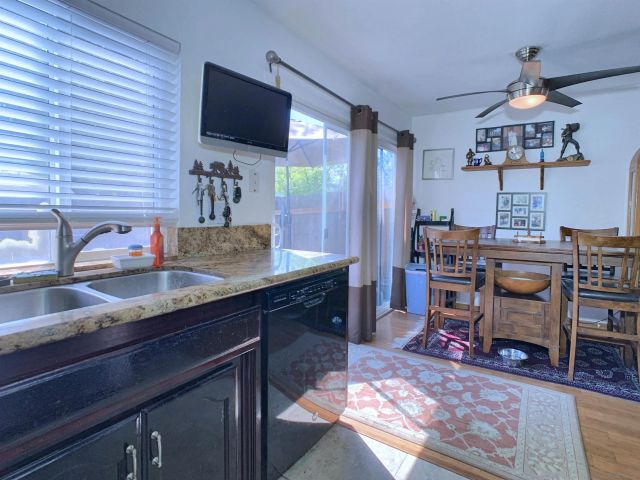 10618 QUEEN JESSICA LANE, Santee, CA 92071