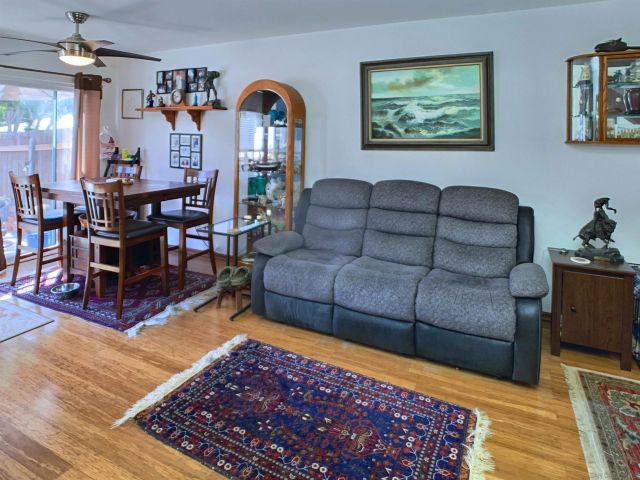 10618 QUEEN JESSICA LANE, Santee, CA 92071