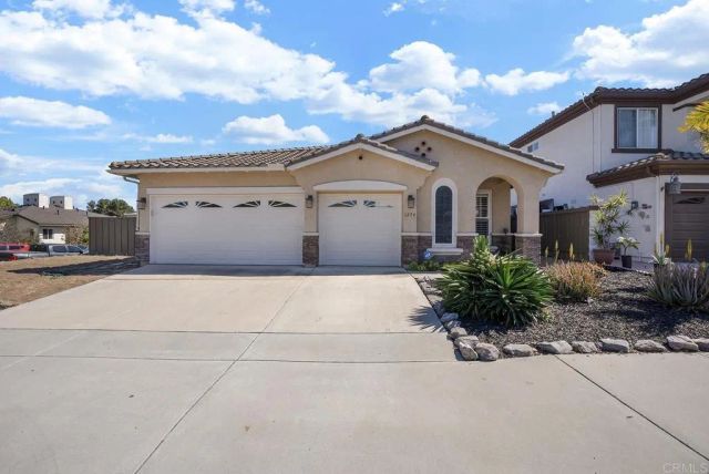 1274 W Vaquero Ct, Chula Vista, CA 91910