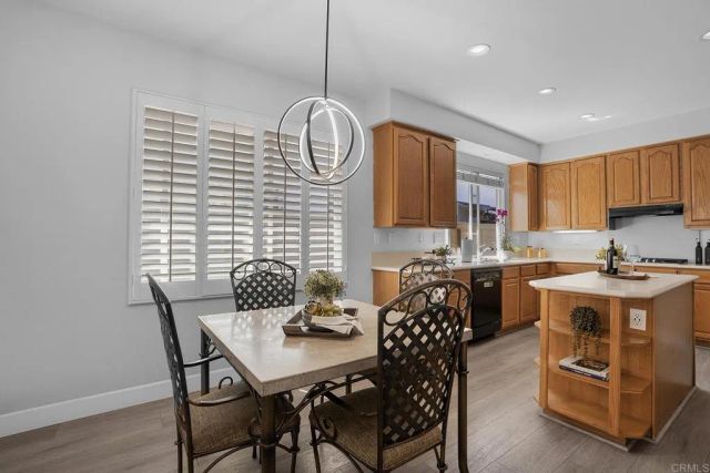 1274 W Vaquero Ct, Chula Vista, CA 91910