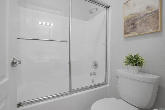 1274 W Vaquero Ct, Chula Vista, CA 91910