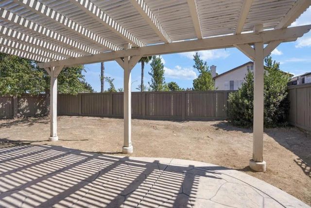 1274 W Vaquero Ct, Chula Vista, CA 91910