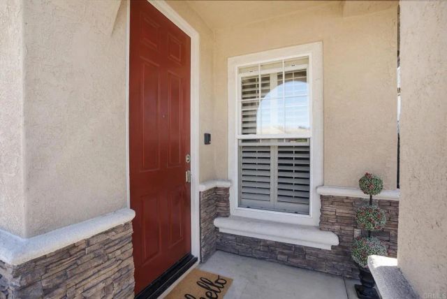 1274 W Vaquero Ct, Chula Vista, CA 91910