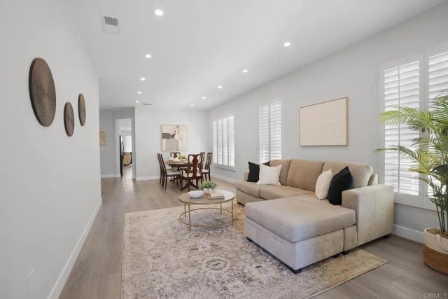 1274 W Vaquero Ct, Chula Vista, CA 91910