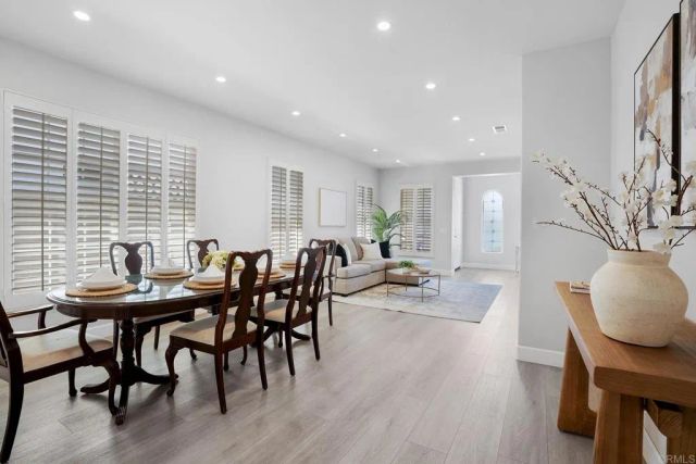 1274 W Vaquero Ct, Chula Vista, CA 91910