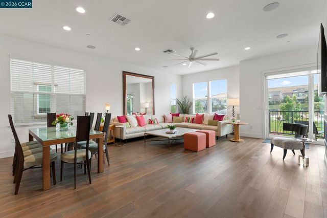 7195 Calistoga Ln, Dublin, CA 94568