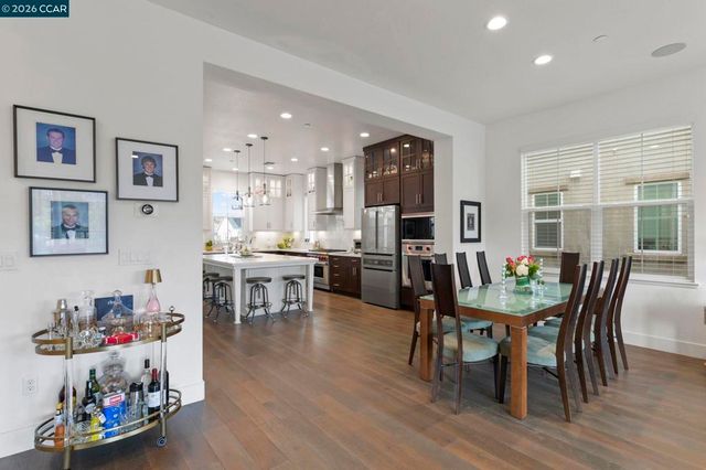7195 Calistoga Ln, Dublin, CA 94568