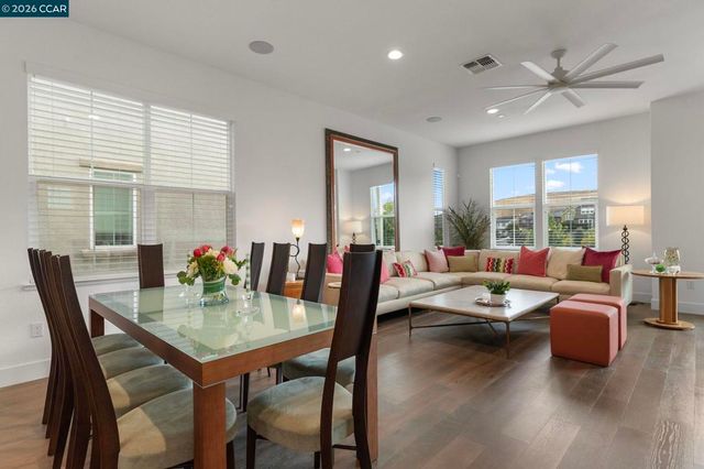 7195 Calistoga Ln, Dublin, CA 94568