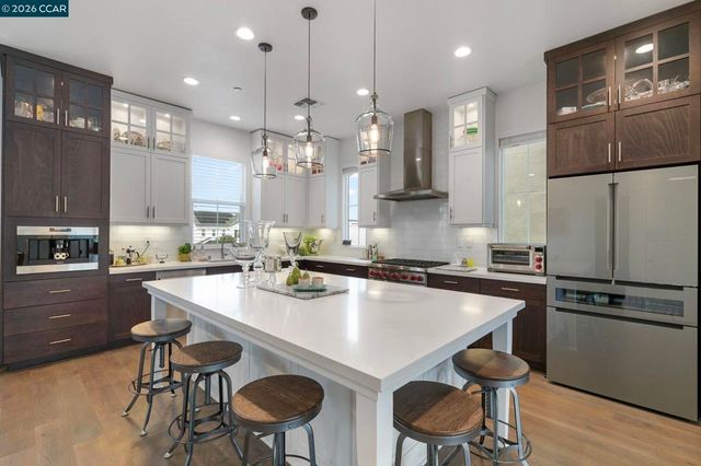 7195 Calistoga Ln, Dublin, CA 94568