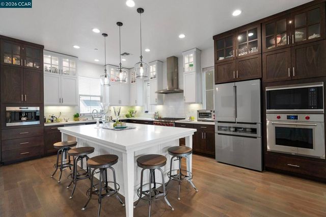 7195 Calistoga Ln, Dublin, CA 94568