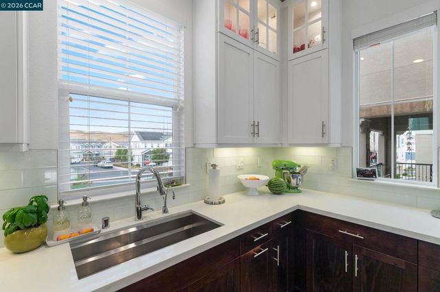 7195 Calistoga Ln, Dublin, CA 94568