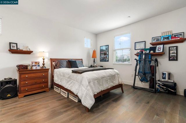 7195 Calistoga Ln, Dublin, CA 94568