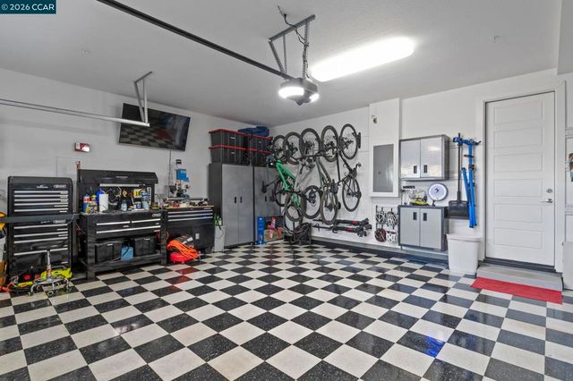 7195 Calistoga Ln, Dublin, CA 94568